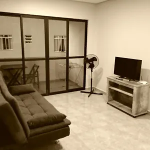  Apartamento Apto Inteiro Próx. Arena Condá P/ 6 Pessoas
